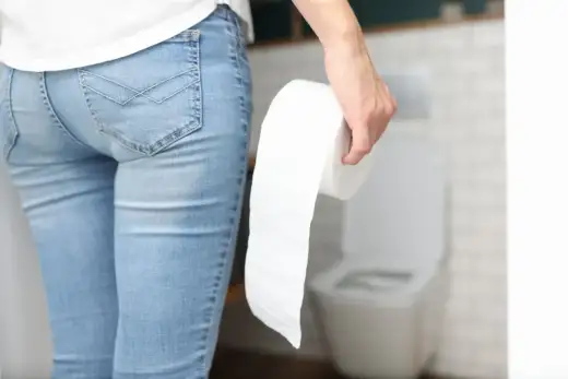 Biegunka tłuszczowa - objawy, przyczyny, dieta. Co jeść?